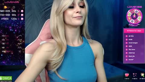 Snapshot of strongalice chatting on December 6, 2024, 1:51 am The best athletic body on the site online show from December 6, 2024, 1:51 am