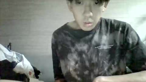 Snapshot of sttkm chatting on June 4, 2026, 3:18 pm Asian boy online show from June 4, 2026, 3:18 pm