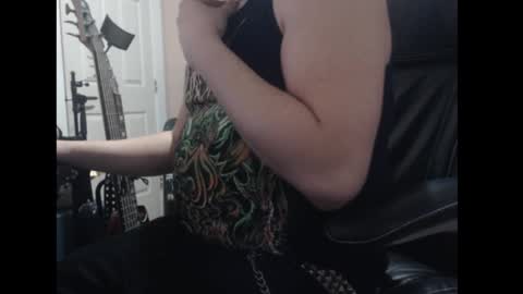 Snapshot of studbeltbro chatting on January 7, 2025, 11:45 pm studbeltbro online show from January 7, 2025, 11:45 pm