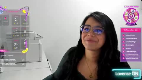 studcb_ online show from December 5, 2025, 2:03 pm