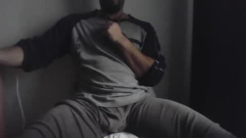 Ero online show from October 27, 2025, 9:24 am