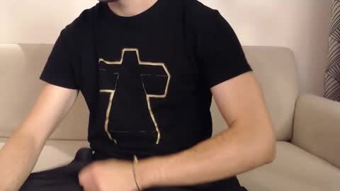 Stud From Paris online show from November 30, 2025, 3:49 pm