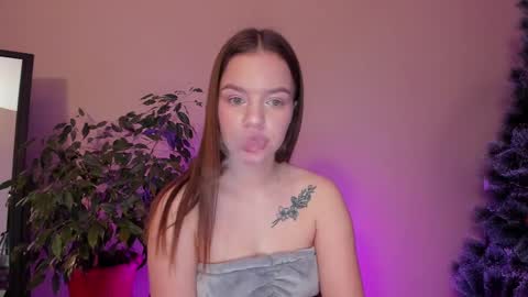 Mary online show from December 9, 2024, 3:54 pm