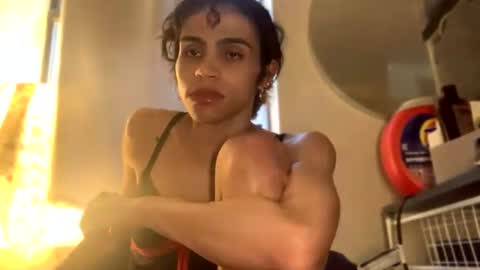stxllaxcx online show from July 16, 2026, 5:19 pm