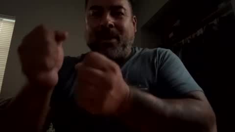 Snapshot of suavecito67 chatting on September 10, 2025, 2:00 am suavecito67 online show from September 10, 2025, 2:00 am