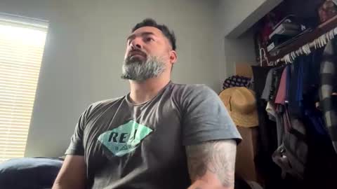 suavecito67 online show from February 1, 2026, 4:05 pm