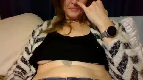 Snapshot of sub4you69brat chatting on January 22, 2025, 11:32 pm sub4you69brat online show from January 22, 2025, 11:32 pm