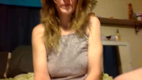 Snapshot of sub4you69brat chatting on January 28, 2025, 1:39 am sub4you69brat online show from January 28, 2025, 1:39 am