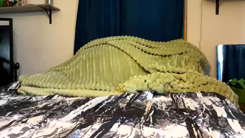 Snapshot of sub4you69brat chatting on February 26, 2025, 4:35 pm sub4you69brat online show from February 26, 2025, 4:35 pm