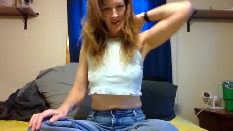 Snapshot of sub4you69brat chatting on November 3, 2025, 4:19 pm sub4you69brat online show from November 3, 2025, 4:19 pm