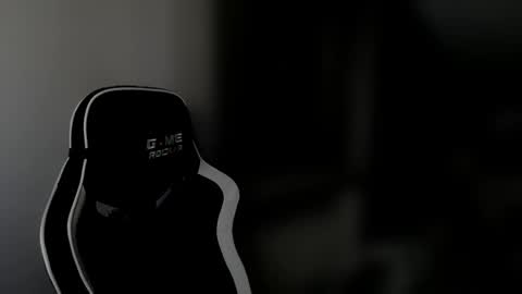 sub_austr online show from September 9, 2025, 6:51 pm