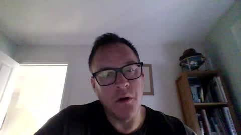 Snapshot of submissivepig4u chatting on April 23, 2026, 6:21 pm The PIG online show from April 23, 2026, 6:21 pm