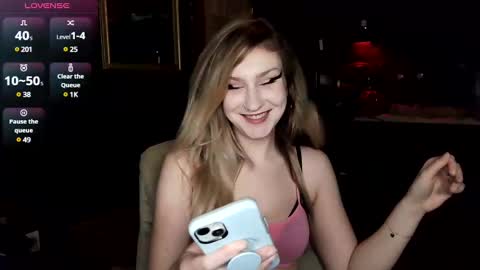 Polly online show from December 17, 2024, 4:21 pm