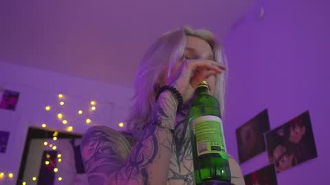 Snapshot of succubus_66 chatting on January 26, 2025, 10:34 am succubus_66 online show from January 26, 2025, 10:34 am