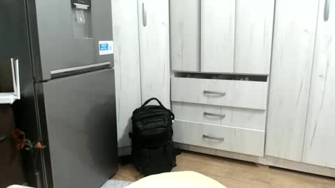 succubusqueen669 online show from September 13, 2025, 12:21 am