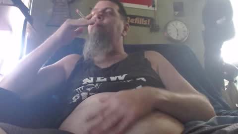 I aint your daddy call me Sir if you must call me anything online show from November 18, 2025, 5:28 pm