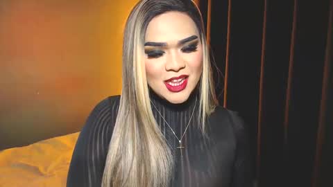 Snapshot of suckablecockoffreya chatting on December 16, 2024, 10:56 pm JADE ELYSE online show from December 16, 2024, 10:56 pm