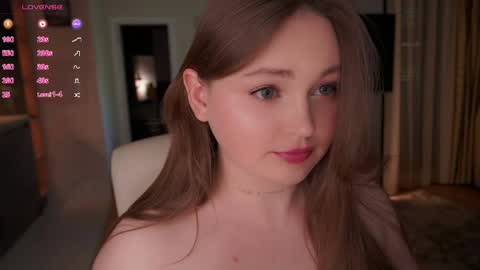 suckdolluxe online show from May 3, 2026, 12:33 pm