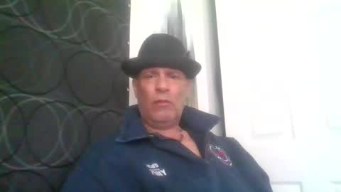 Snapshot of suckitu812 chatting on March 3, 2025, 11:24 pm SUCKITU812 online show from March 3, 2025, 11:24 pm