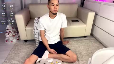 Emmy online show from December 21, 2024, 9:23 am