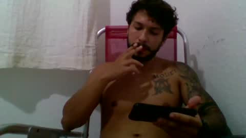 Snapshot of suetsemsay chatting on January 22, 2025, 1:10 am suetsemsay online show from January 22, 2025, 1:10 am