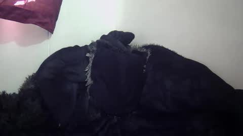 suez666 online show from April 18, 2026, 6:23 pm