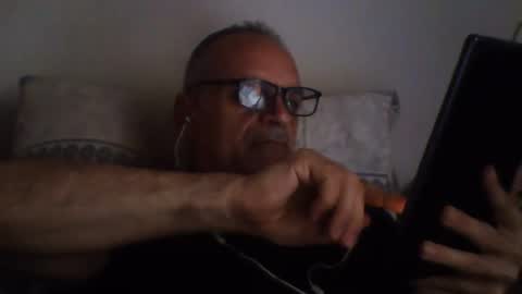 Snapshot of sugar1971 chatting on February 20, 2026, 9:21 am paolo online show from February 20, 2026, 9:21 am