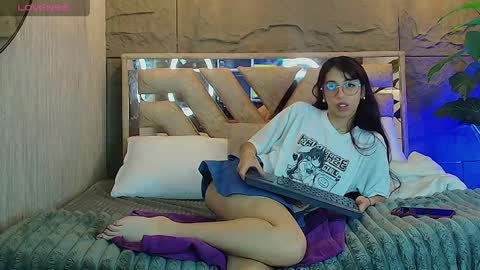 ANGEL online show from April 17, 2026, 4:54 pm