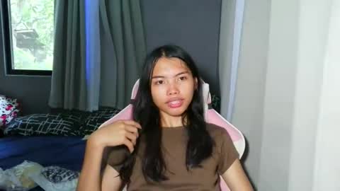 Snapshot of sugar_holly96 chatting on June 3, 2026, 6:05 am sugar_holly96 online show from June 3, 2026, 6:05 am