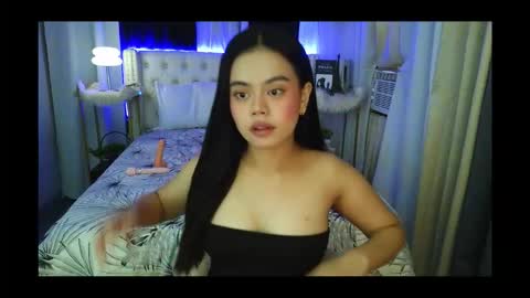 sugar_pinay18x online show from February 25, 2026, 10:19 pm