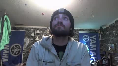 Snapshot of sugarbush696 chatting on February 19, 2025, 6:44 am Sugarbush696 online show from February 19, 2025, 6:44 am