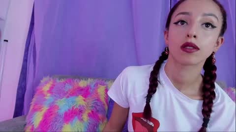 sofii online show from December 1, 2025, 10:26 pm