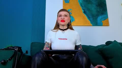 Snapshot of sugarsoot chatting on March 15, 2026, 5:35 am sugarsoot online show from March 15, 2026, 5:35 am