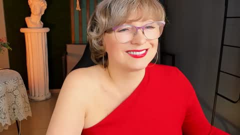 Vivien online show from January 22, 2025, 3:18 pm