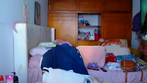 Cami   Back in 2 hours online show from January 19, 2025, 10:17 pm