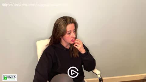 Mia online show from December 7, 2024, 2:09 am