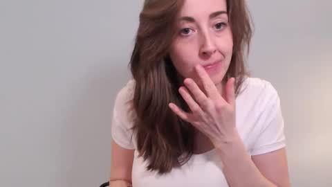 Mia online show from January 10, 2025, 1:10 am