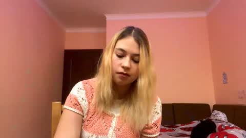 Elizabeth online show from October 23, 2025, 3:44 pm