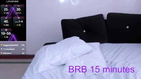 Nicolle  online show from December 4, 2024, 7:01 pm