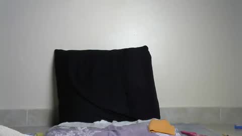 summer online show from October 28, 2025, 11:25 am