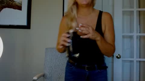 Amber online show from February 21, 2025, 8:49 pm