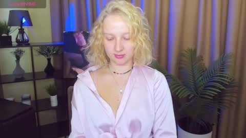 summerjem online show from November 8, 2025, 8:36 am