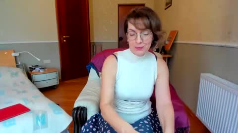 summerliza online show from January 30, 2025, 9:25 am