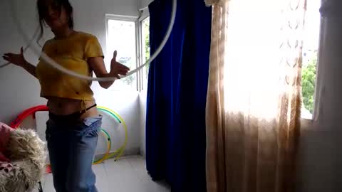 moon1 online show from March 25, 2026, 3:51 pm