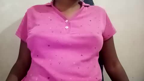 Snapshot of sunali_jain03 chatting on February 22, 2026, 5:30 am sunali_jain03 online show from February 22, 2026, 5:30 am