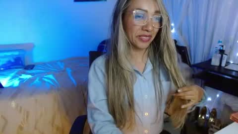Snapshot of suncrystal chatting on July 11, 2026, 11:06 pm sun crystal online show from July 11, 2026, 11:06 pm
