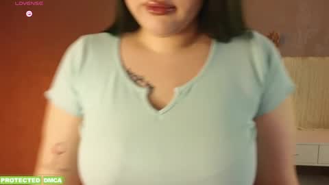 Tina. Im topless model  online show from June 3, 2026, 8:06 am