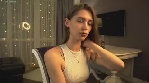 Snapshot of sunnblissett chatting on February 12, 2025, 3:16 pm Kate online show from February 12, 2025, 3:16 pm