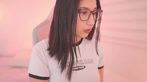 SUNNY online show from January 12, 2026, 3:39 pm