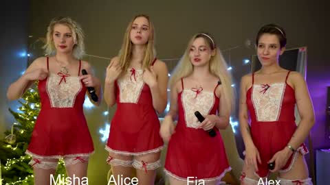 Snapshot of sunnyfia chatting on December 23, 2024, 1:40 am Fia  -  TG -  Mia -  Alice -  online show from December 23, 2024, 1:40 am